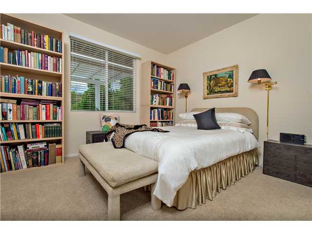 137 Double Eagle Gln, Escondido, CA 92026 photo 10