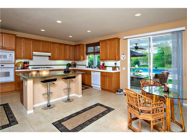 137 Double Eagle Gln, Escondido, CA 92026 photo 7
