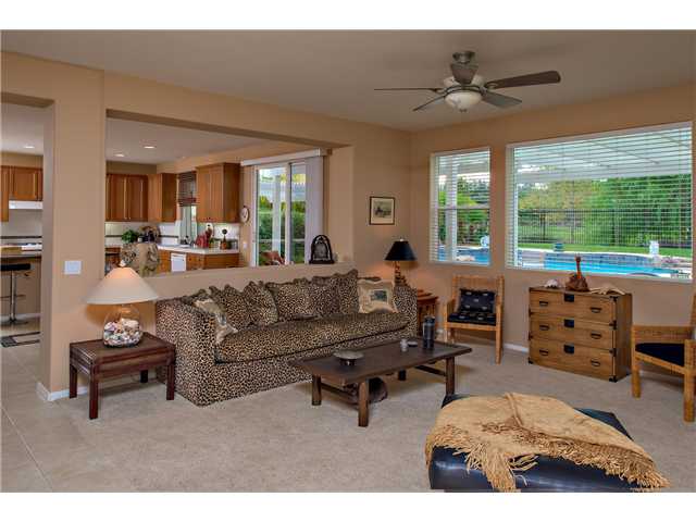 137 Double Eagle Gln, Escondido, CA 92026 photo 16