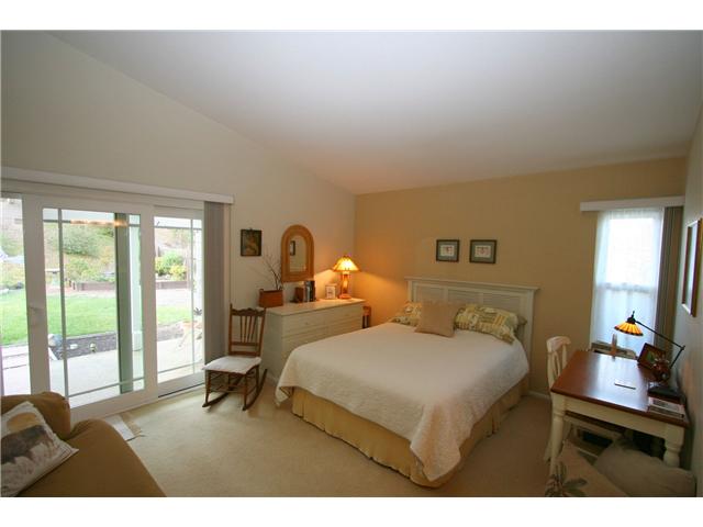1253 Sunglow Dr, Oceanside, CA 92056 photo 17