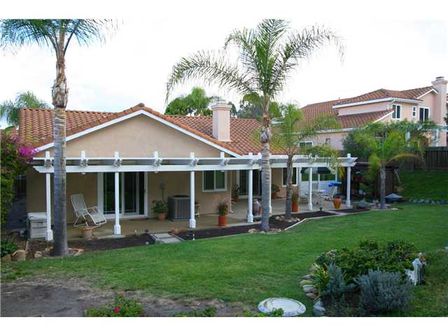 1253 Sunglow Dr, Oceanside, CA 92056 photo 3
