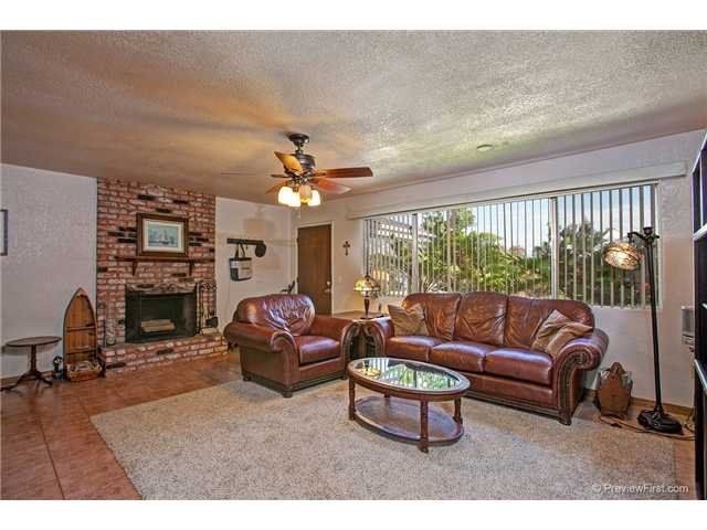 1630 Walnut Dr, Chula Vista, CA 91911 photo 3