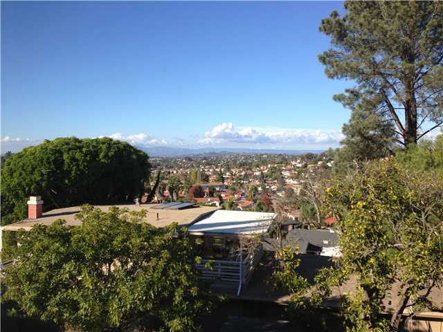 1265 Phillips St, Vista, CA 92083 photo 5