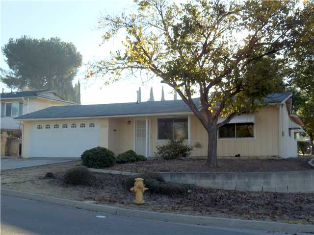 11125 Lea Terrace Dr, Santee, CA 92071 photo 1
