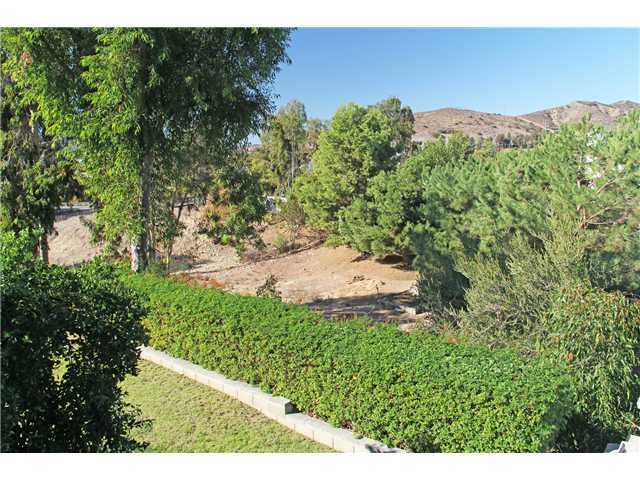 9236 Lake Country Dr, Santee, CA 92071 photo 2