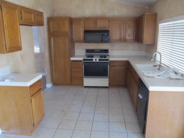 45571 Classic Way, Temecula, CA 92592 photo 2