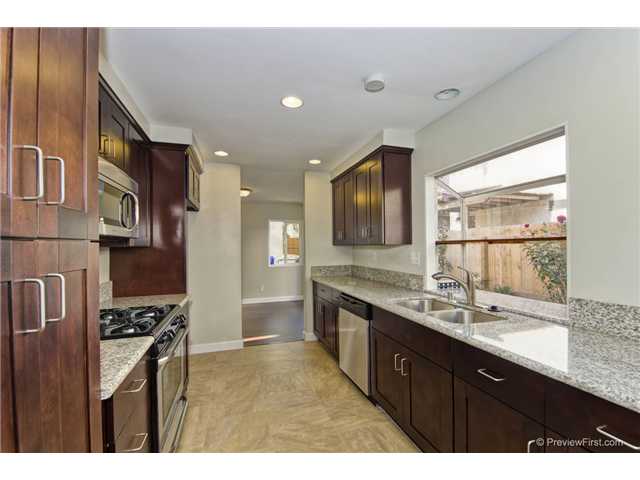 216 Sparrow Way, Oceanside, CA 92057 photo 6