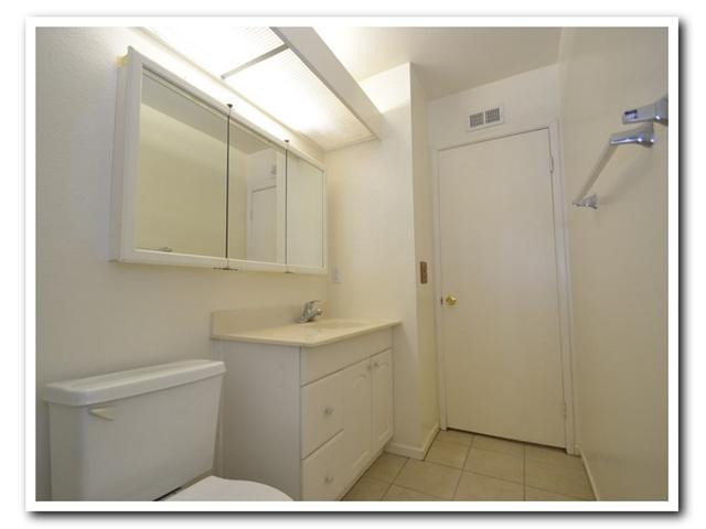 10382 Bart Way, Santee, CA 92071 photo 18