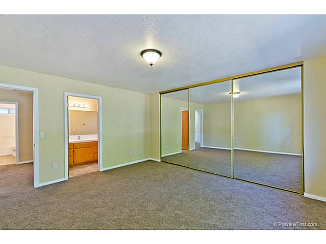 585 E Bobier Dr, Vista, CA 92084 photo 15