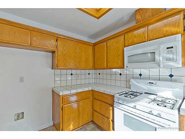 585 E Bobier Dr, Vista, CA 92084 photo 10