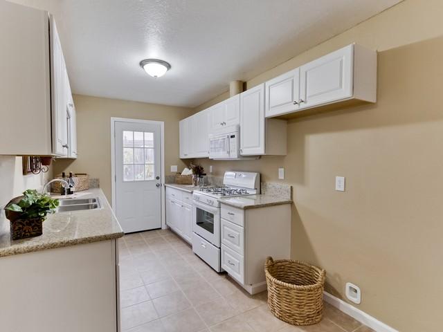 3991 Cameo Dr, Oceanside, CA 92056 photo 7