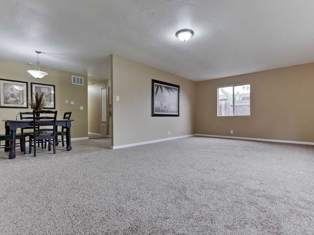 3991 Cameo Dr, Oceanside, CA 92056 photo 3