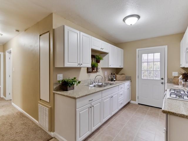 3991 Cameo Dr, Oceanside, CA 92056 photo 8