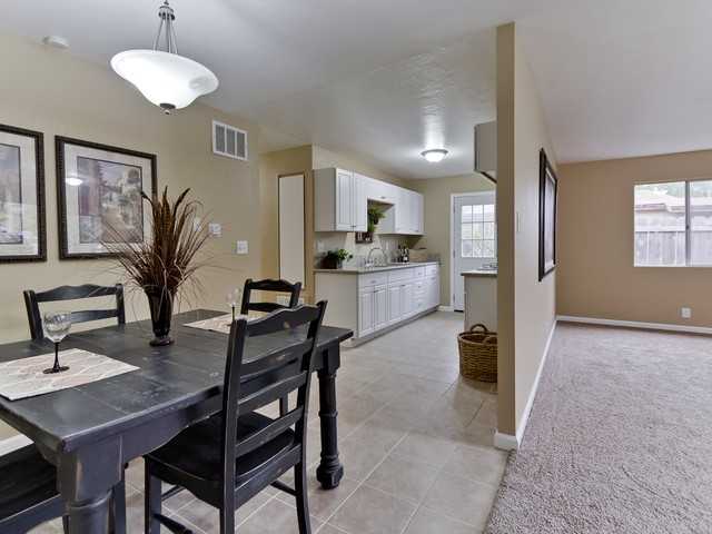 3991 Cameo Dr, Oceanside, CA 92056 photo 6