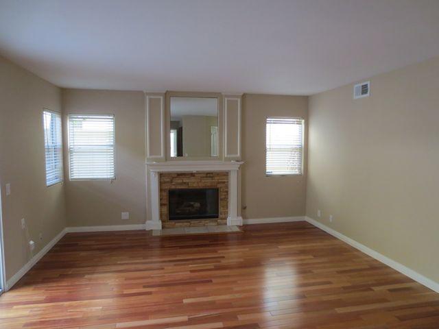 2092 Tiffany Dr, Oceanside, CA 92056 photo 3