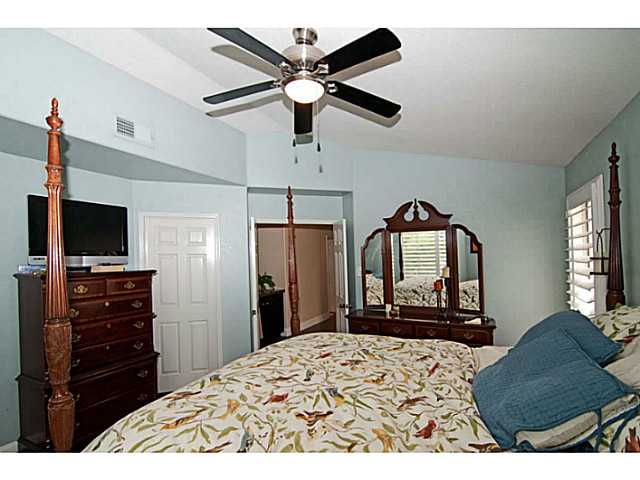 334 Valleytree Pl, Escondido, CA 92026 photo 17