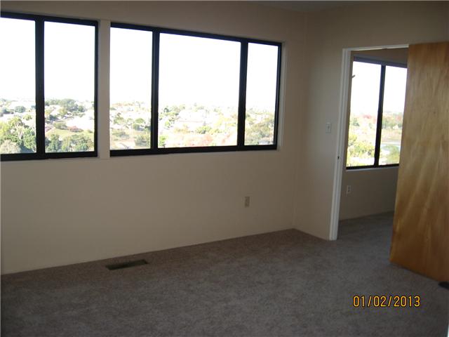 2720 Nipoma St, San Diego, CA 92106 photo 14