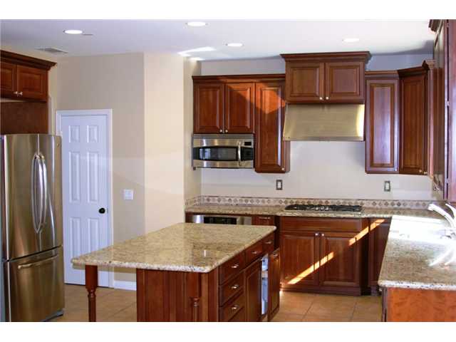 14573 High Pine St, Poway, CA 92064 photo 2