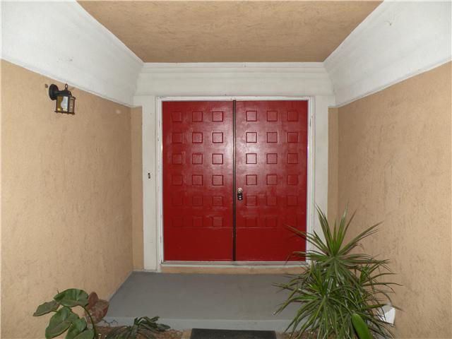 1818 Debra Ln, Vista, CA 92084 photo 3