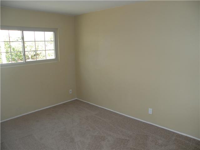1818 Debra Ln, Vista, CA 92084 photo 14