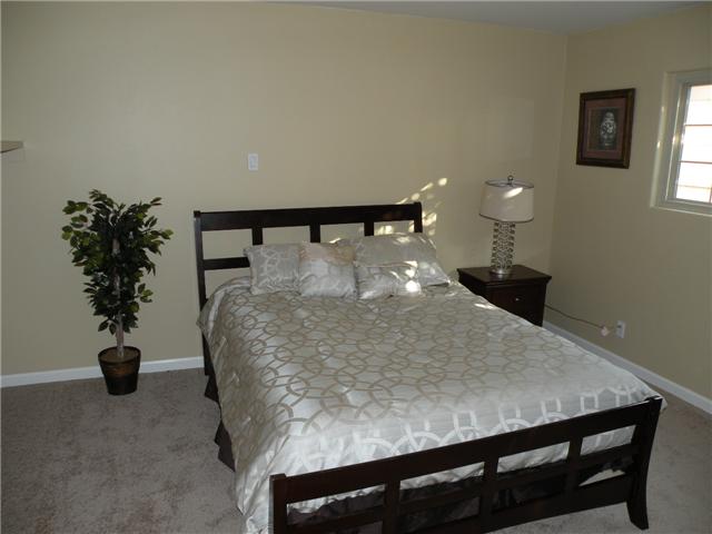 1818 Debra Ln, Vista, CA 92084 photo 11