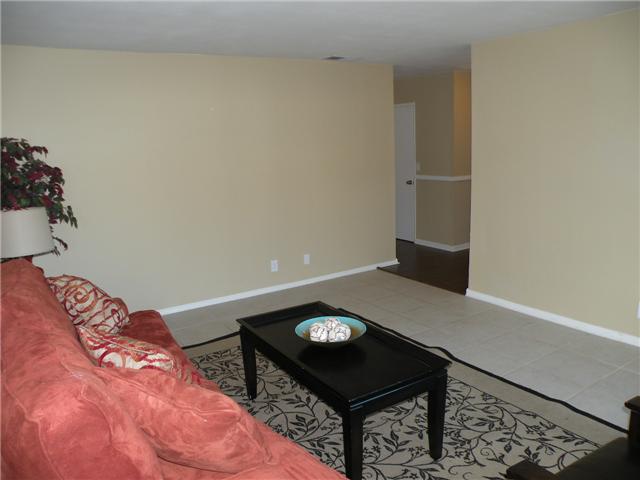 1818 Debra Ln, Vista, CA 92084 photo 6