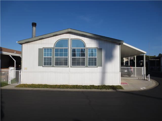 4660 N River Rd #18, Oceanside, CA 92057 photo 1