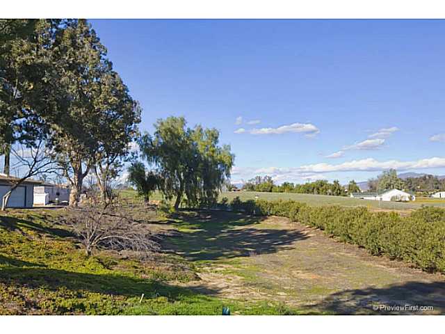758 Poplar St, Ramona, CA 92065 photo 4