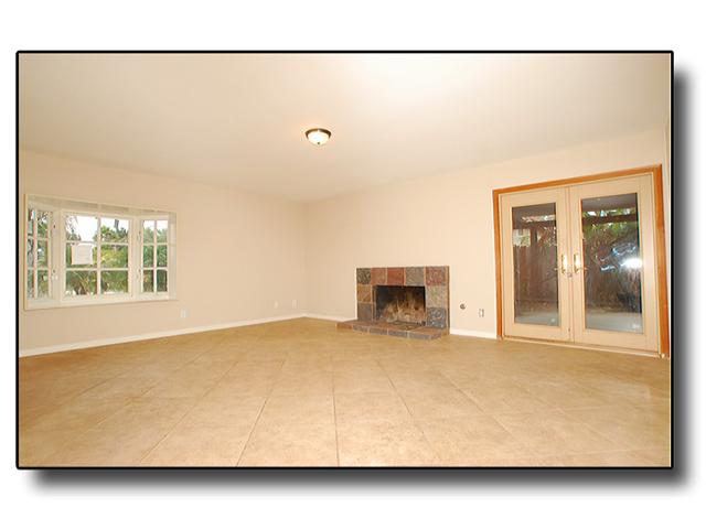 100 Woodshadow Ln, Encinitas, CA 92024 photo 2