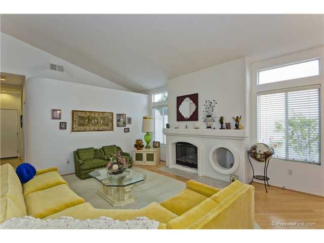 4965 Lamia Way, Oceanside, CA 92056 photo 4