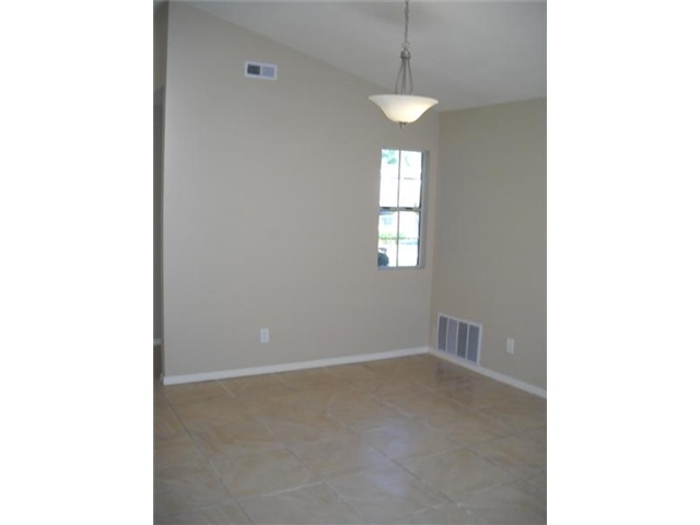 5271 Leon St, Oceanside, CA 92057 photo 3