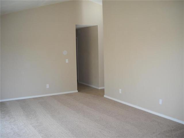 5271 Leon St, Oceanside, CA 92057 photo 2