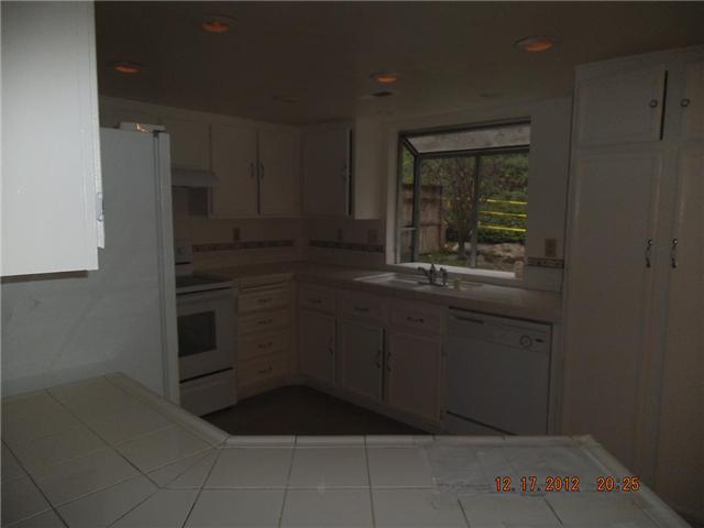 4255 Esperanza Way, Oceanside, CA 92056 photo 8