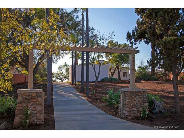 3445 Hartzel Dr, Spring Valley, CA 91977 photo 3