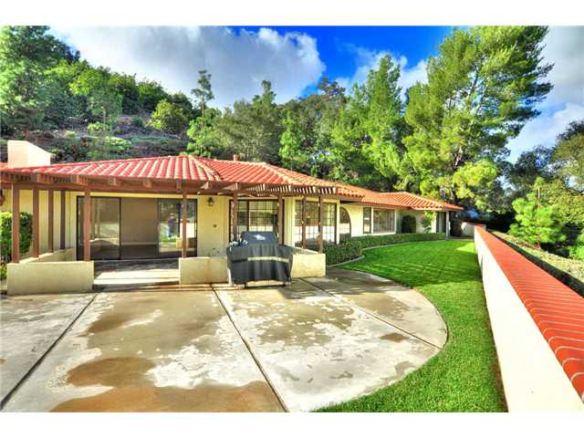 1873 Tecalote Dr, Fallbrook, CA 92028 photo 4