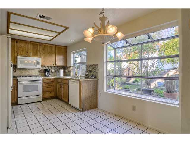 1786 Corta Cresta, Oceanside, CA 92056 photo 6