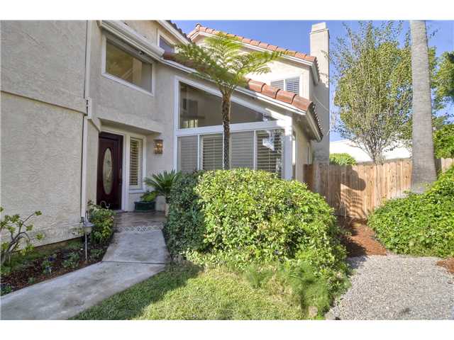 1786 Corta Cresta, Oceanside, CA 92056 photo 2