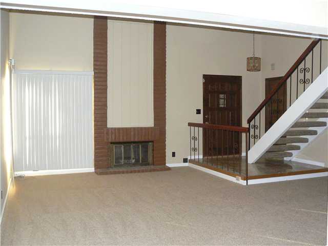 818 Centennial Dr, Vista, CA 92081 photo 5