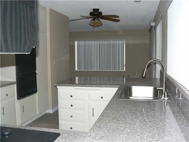 818 Centennial Dr, Vista, CA 92081 photo 7