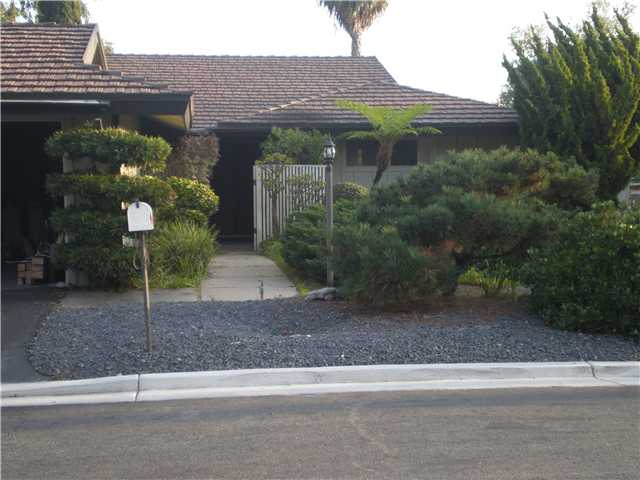 3203 Valley Glen Dr, Oceanside, CA 92056 photo 1