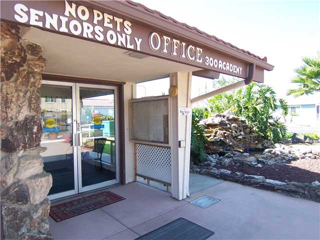 290 Robin Ln, Oceanside, CA 92057 photo 11