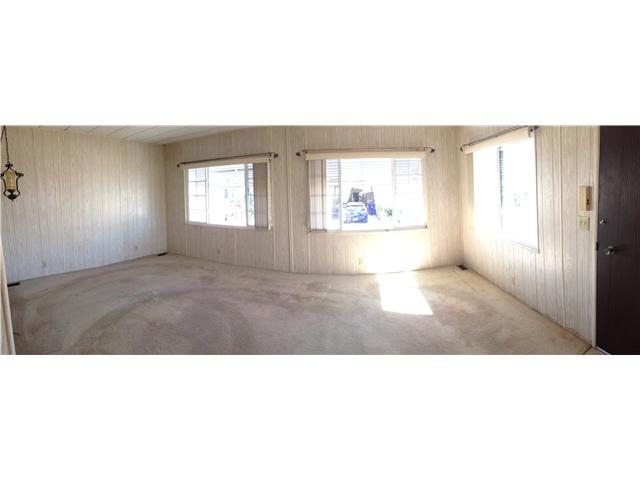 290 Robin Ln, Oceanside, CA 92057 photo 4