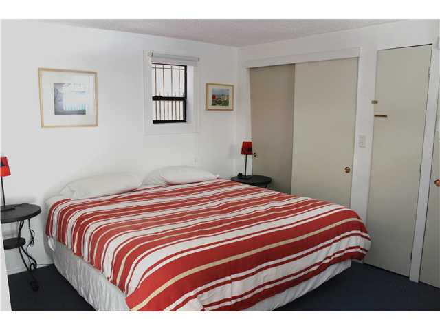 721 Portsmouth Ct, San Diego, CA 92109 photo 5