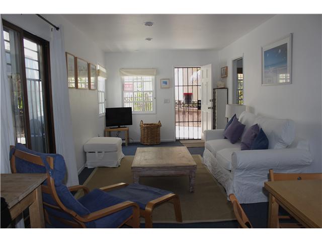721 Portsmouth Ct, San Diego, CA 92109 photo 2