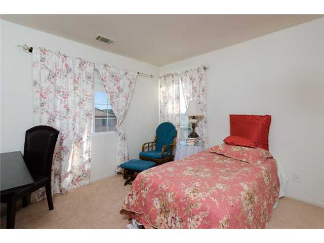 1178 Honeysuckle Way, Escondido, CA 92026 photo 12