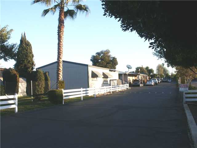 751 E Bradley Ave #40, El Cajon, CA 92021 photo 3