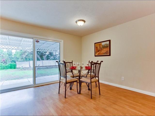 632 Lynnette Cir, Vista, CA 92084 photo 10