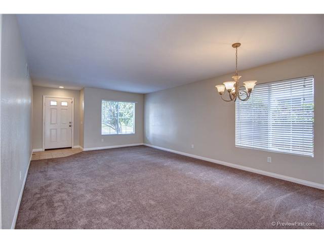 350 Spring Canyon Way, Oceanside, CA 92057 photo 3