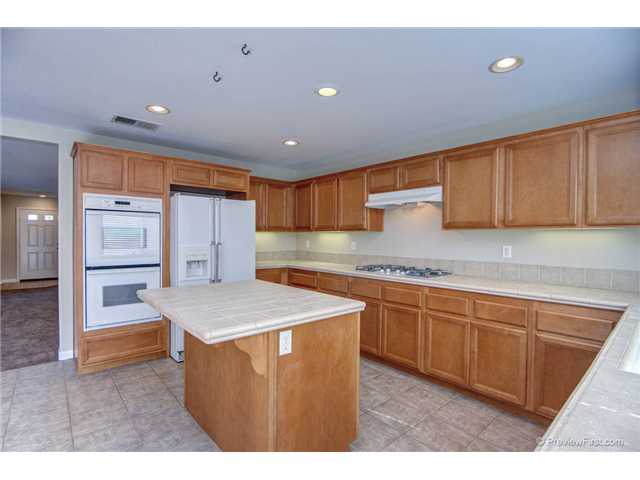 350 Spring Canyon Way, Oceanside, CA 92057 photo 9