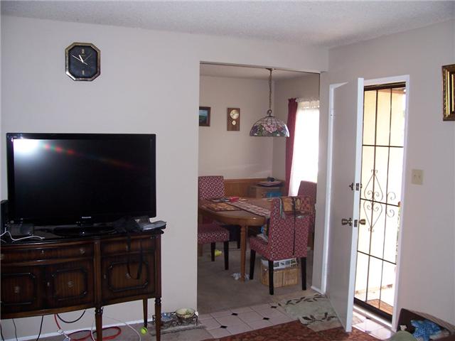 3175 Coral Dr, Oceanside, CA 92056 photo 5